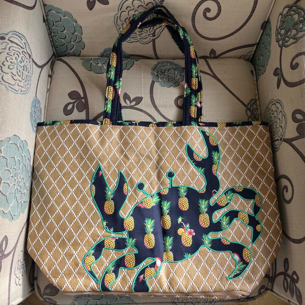 Vera Bradley Pineapple Crab Tote - Tan and Navy